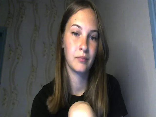 Live sex webcam photo for U_likeme #273411513