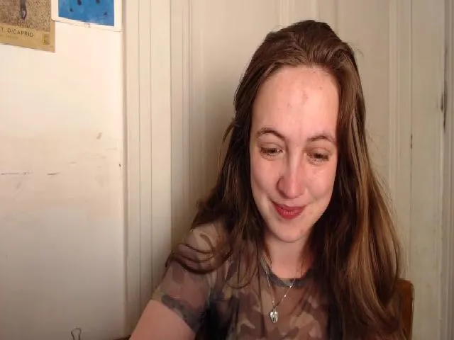 Live sex webcam photo for Umi__ #273473453