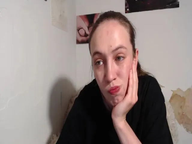 Live sex webcam photo for Umi__ #273668207