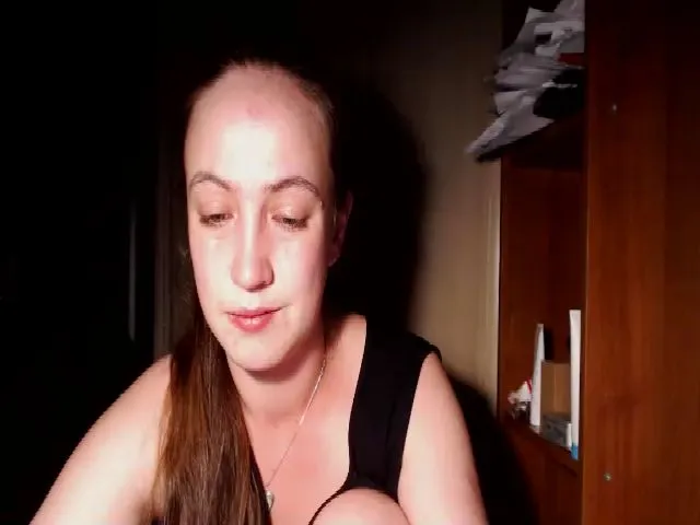 Live sex webcam photo for Umi__ #273972263