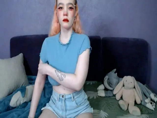 Live sex webcam photo for Unicorntears_ #272471883