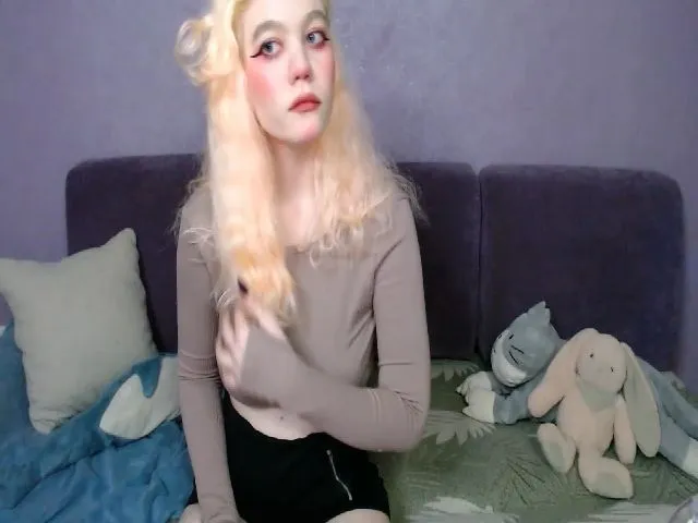Live sex webcam photo for Unicorntears_ #273399791