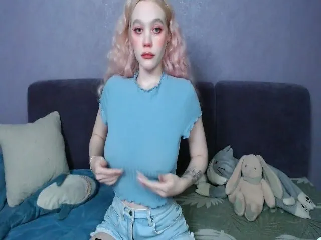 Live sex webcam photo for Unicorntears_ #274151895