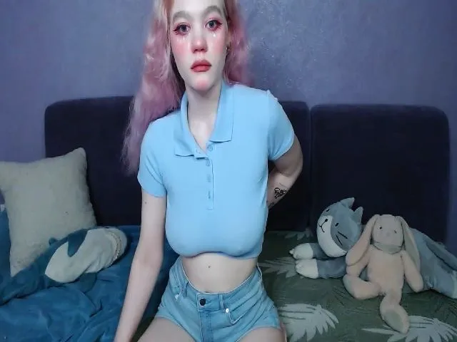 Live sex webcam photo for Unicorntears_ #274377764