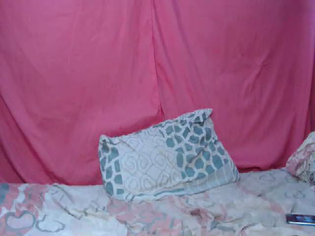 Live sex webcam photo for UrCummer69 #273660728