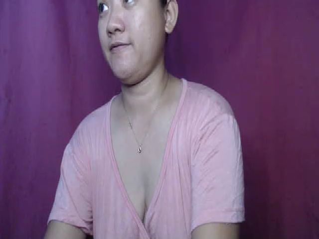 Live sex webcam photo for UrCummer69 #273700973