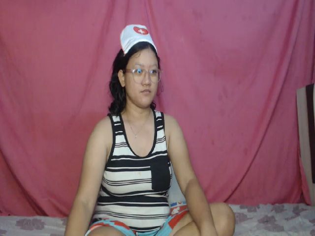 Live sex webcam photo for UrCummer69 #273721754