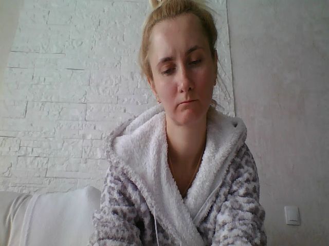 Live sex webcam photo for VIcumSquirt #272951898