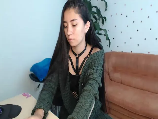 Live sex webcam photo for Valentina05 #273583632