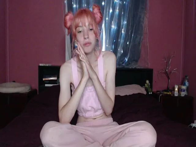 Live sex webcam photo for ValentineMae #272031041