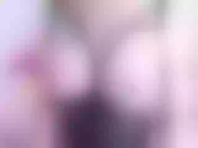 Live sex webcam photo for Valeria_Cole1 #271823546