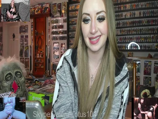 Live sex webcam photo for ValerieLotus #272289311