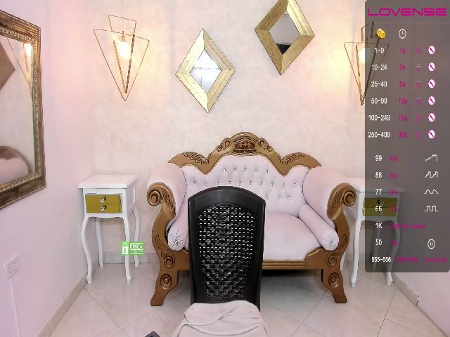 Live sex webcam photo for Valeriesaenz1 #272675063