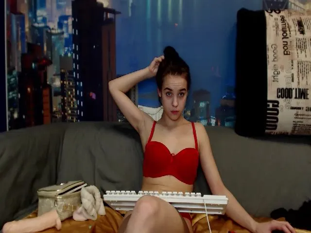 Live sex webcam photo for Valeriye_Kay #272227670