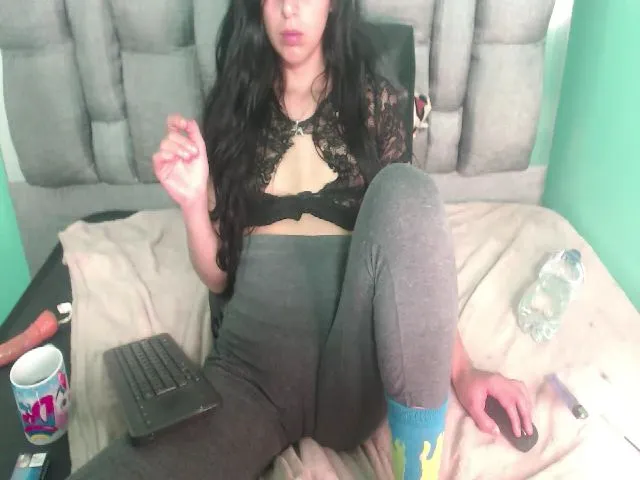 Live sex webcam photo for Valery_butock #271731843