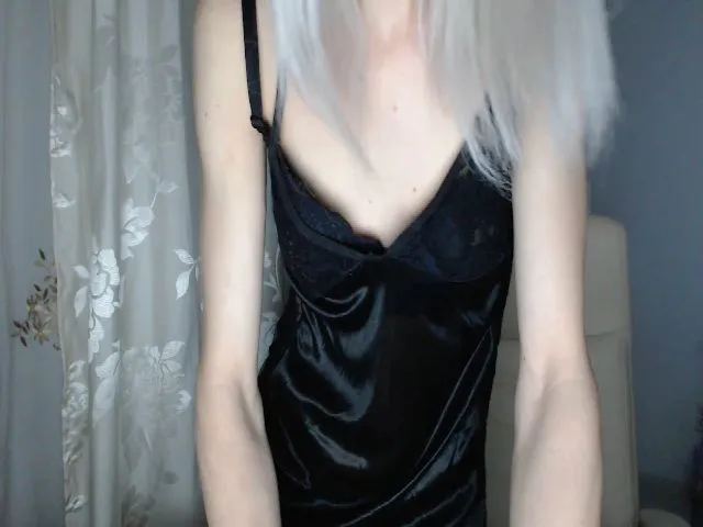 Live sex webcam photo for ValkyriaWild #272883290