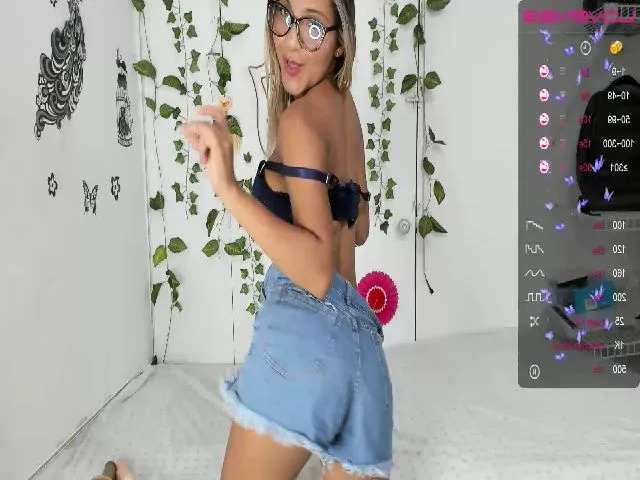 Live sex webcam photo for Vane_bigass23 #273350861