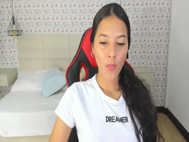 Live sex webcam photo for Vanesa_torres #271752447