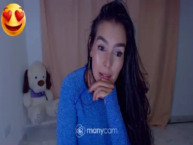 Live sex webcam photo for Vanesiux #272545082