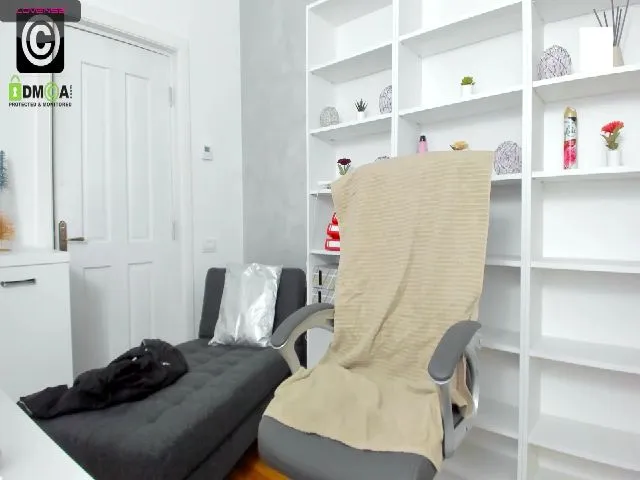 Live sex webcam photo for VanessaCroft #272155749