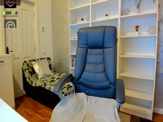 Live sex webcam photo for VanessaCroft #272418856