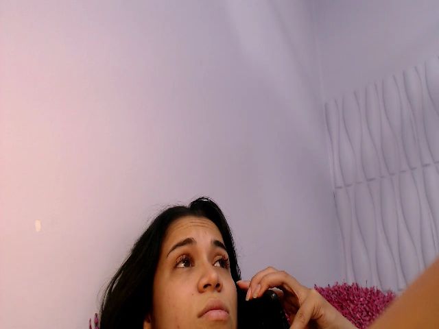 Live sex webcam photo for Vannemedina #272088011