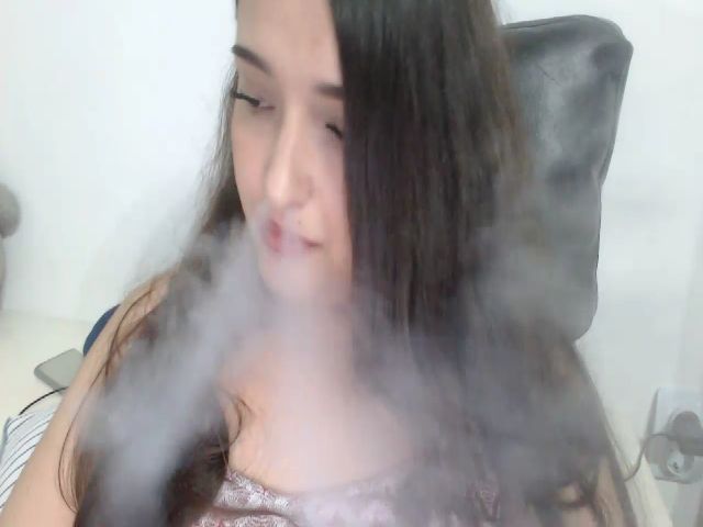 Live sex webcam photo for VapeChick #274426513