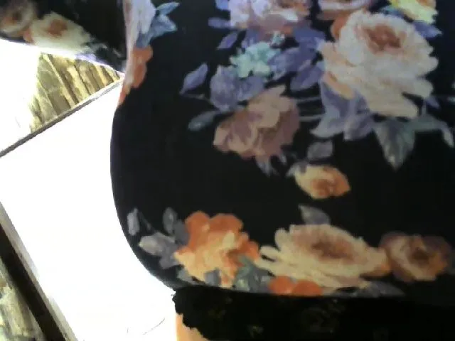 Live sex webcam photo for Velicious7 #271851765