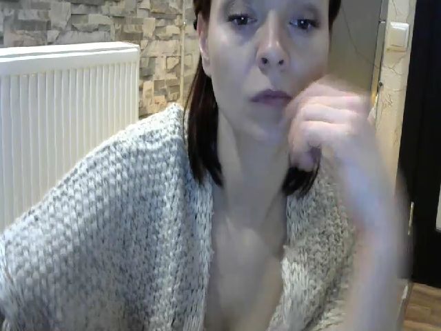 Live sex webcam photo for Velicious7 #272008387