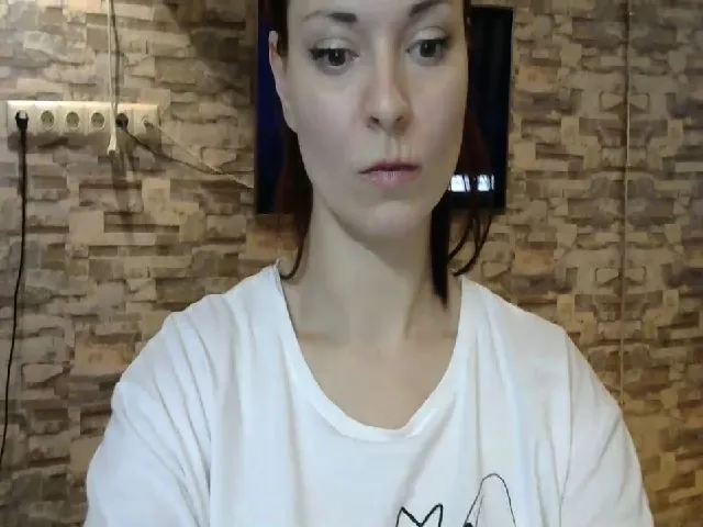 Live sex webcam photo for Velicious7 #272328400