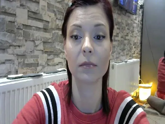 Live sex webcam photo for Velicious7 #272747816