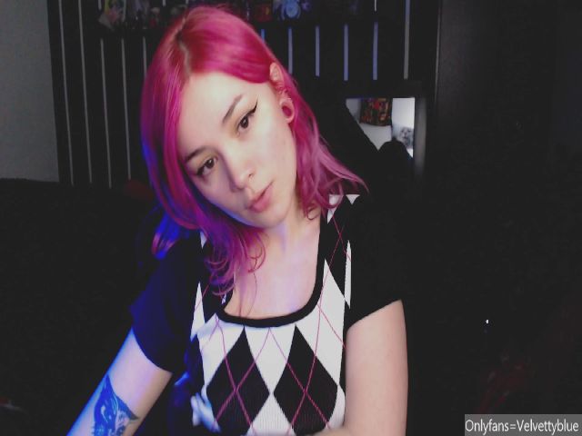 Live sex webcam photo for VelvetySad #273917360