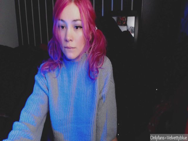 Live sex webcam photo for VelvetySad #273917448