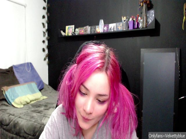 Live sex webcam photo for VelvetySad #274182907