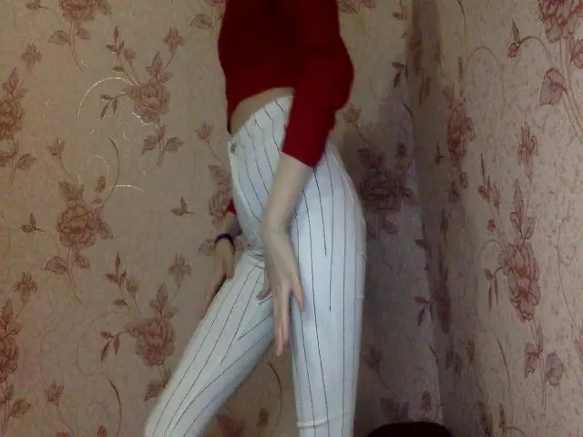 Live sex webcam photo for VenirDast20 #272897345