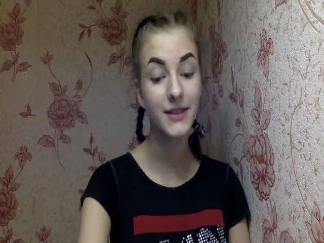 Live sex webcam photo for VenirDast20 #272943275
