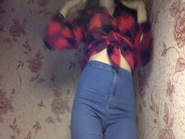 Live sex webcam photo for VenirDast20 #272970238