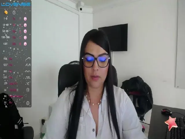 Live sex webcam photo for Venus_Moon_ #273949290