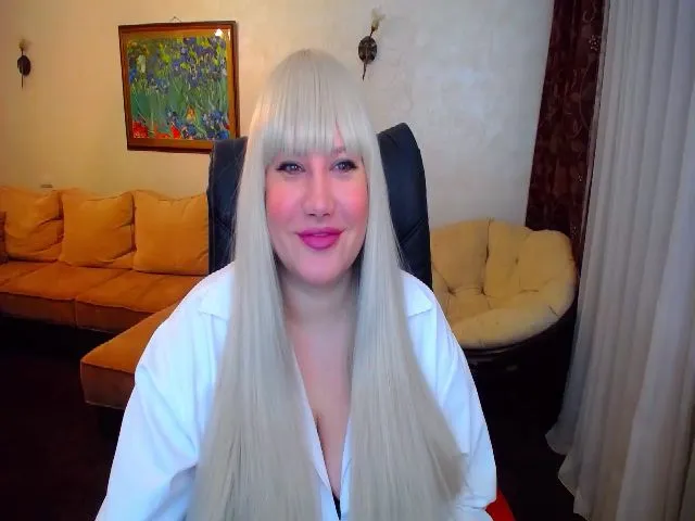 Live sex webcam photo for VeritableGirl #271929352