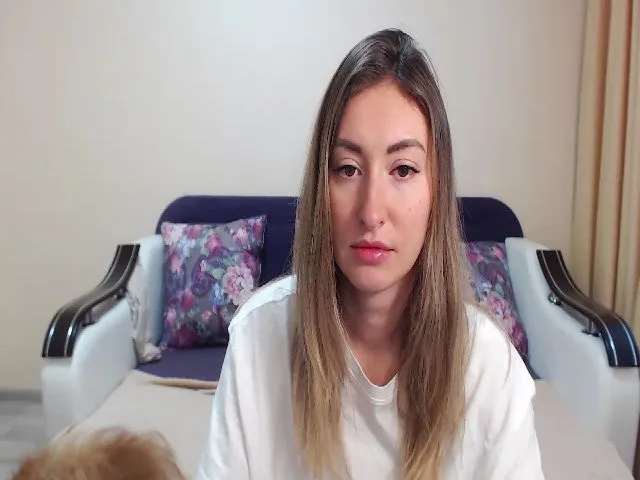 Live sex webcam photo for Veronica_4u #272187127