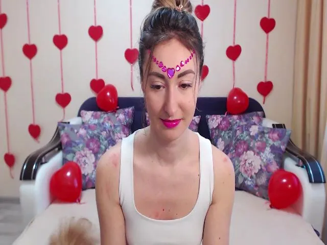 Live sex webcam photo for Veronica_4u #272395310