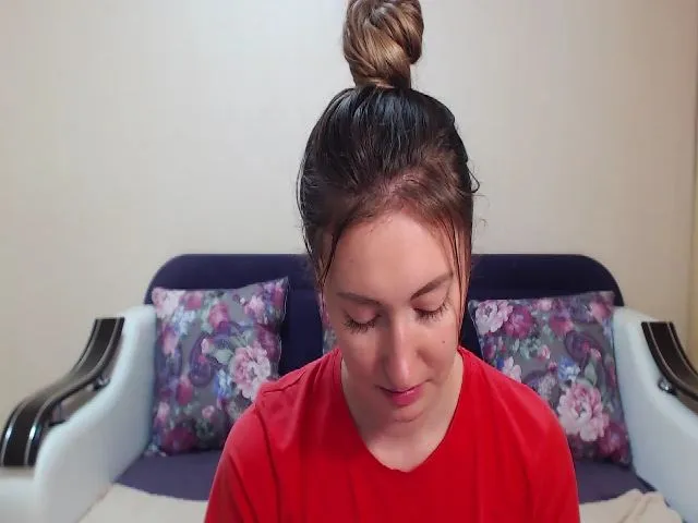 Live sex webcam photo for Veronica_4u #272503518