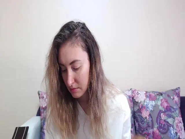 Live sex webcam photo for Veronica_4u #272820201