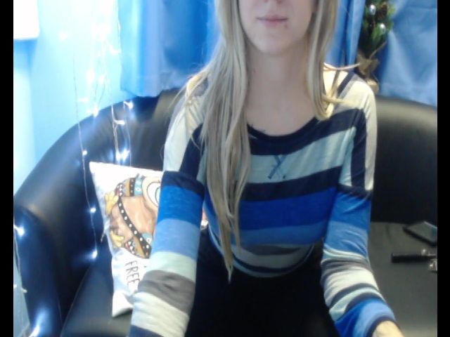 Live sex webcam photo for VeronikaLike #271837054