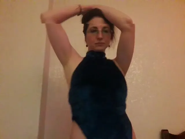 Live sex webcam photo for Veronikasex #272847620