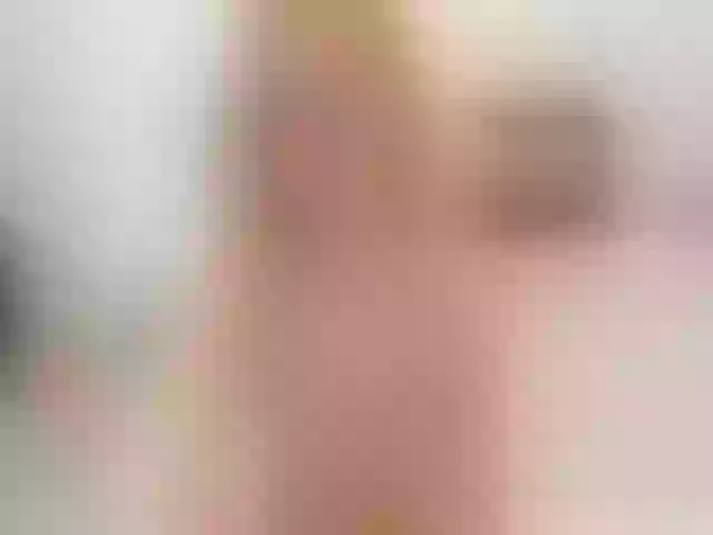 Live sex webcam photo for VerraSweet4U #272485394