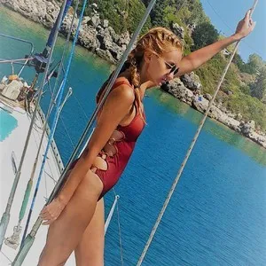 Live sex webcam photo for VerraSweet4U #278192044