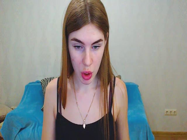 Live sex webcam photo for Vesnyshka #271957892