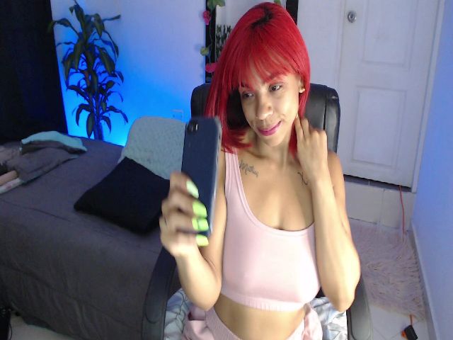 Live sex webcam photo for ViK_Chicas #273572840