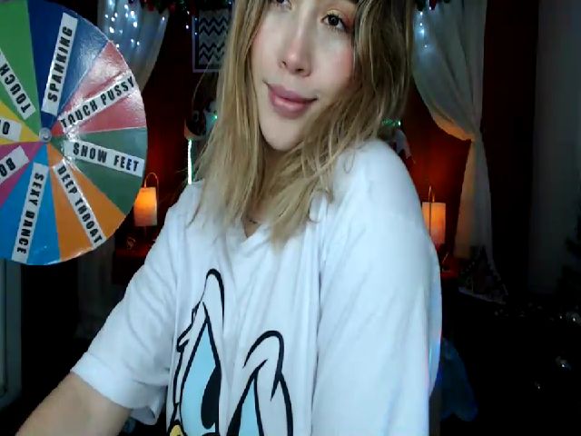 Live sex webcam photo for Vicky_Guzman #271805580